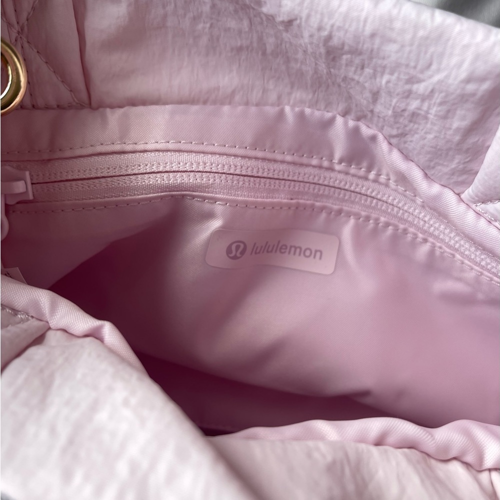 Lululemon On My Level Small Tote Bag Blissful Pink - Picture 2 of 5